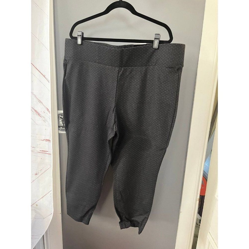 Torrid size 3 black polka dot ponte pants Leggings